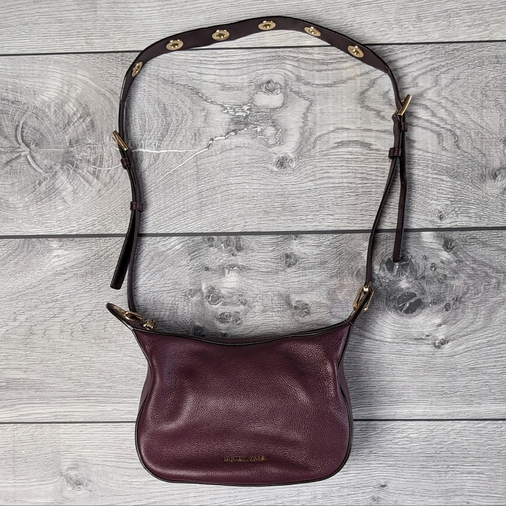 Michael Kors Raven Medium Messenger Crossbody Handbag